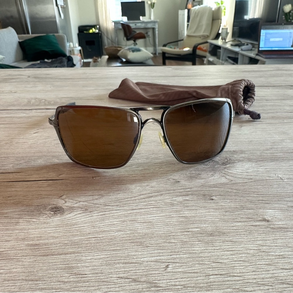Brown Oakley Inmate Sunglasses